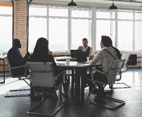 Team meeting in office